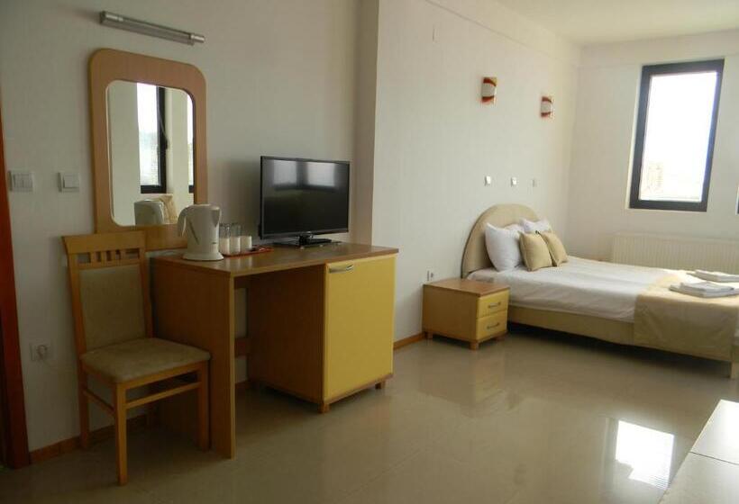 اتاق لوکس با چشمانداز دریاچه, Villa Kale