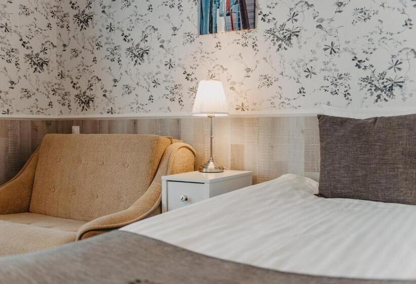 اتاق استاندارد یک نفره, Wolmar