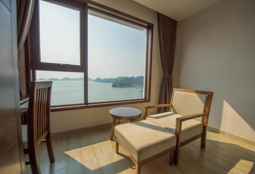 اتاق سوپریور با چشم‌انداز دریا, Cat Ba Paradise