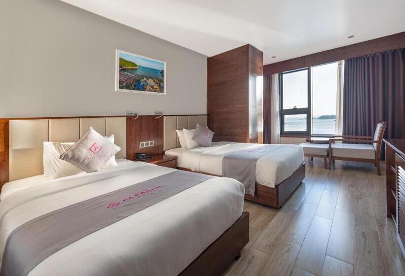 اتاق سه نفره دلوکس با چشم‌انداز دریا, Cat Ba Paradise