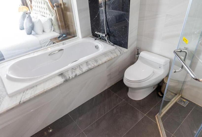 سوییت با چشم‌انداز دریا, Cat Ba Paradise