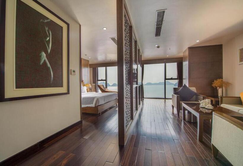 سوییت با چشم‌انداز دریا, Cat Ba Paradise