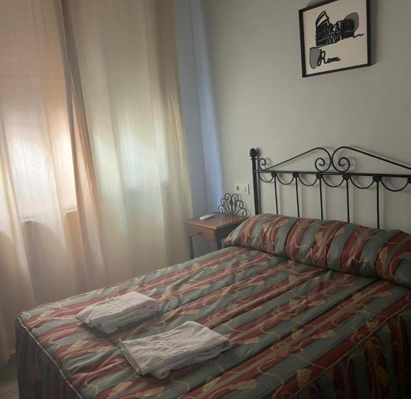 اتاق استاندارد, Hostal Almanzor