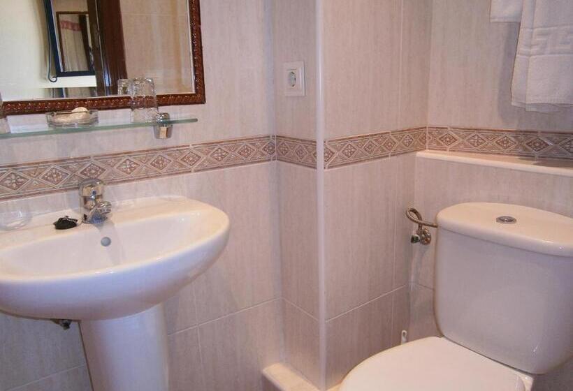 اتاق استاندارد, Hostal Almanzor