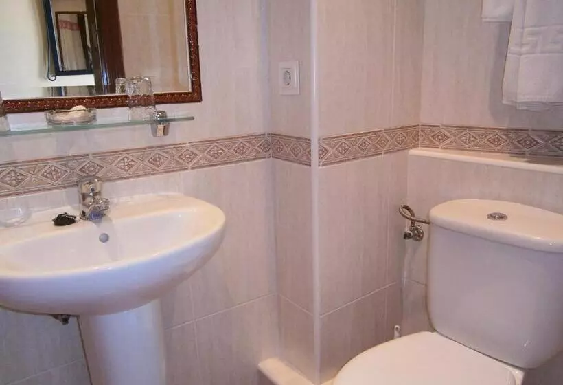 اتاق استاندارد, Hostal Almanzor