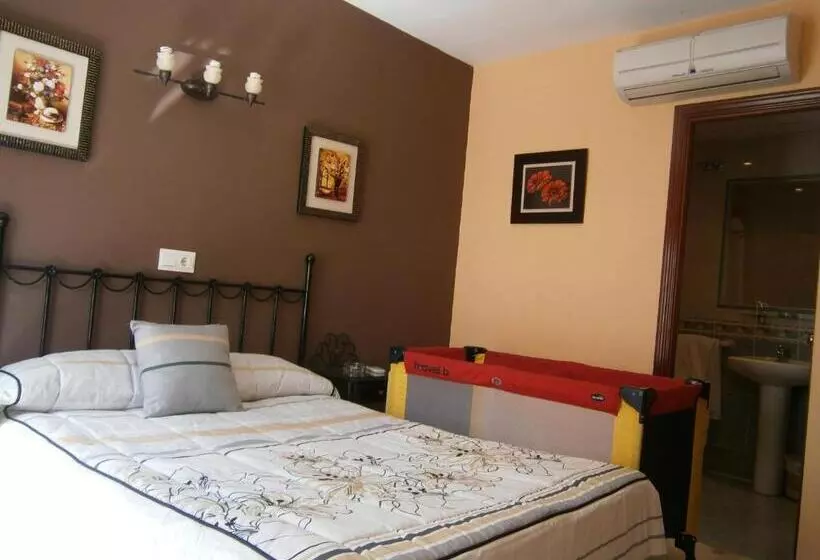 اتاق استاندارد, Hostal Almanzor