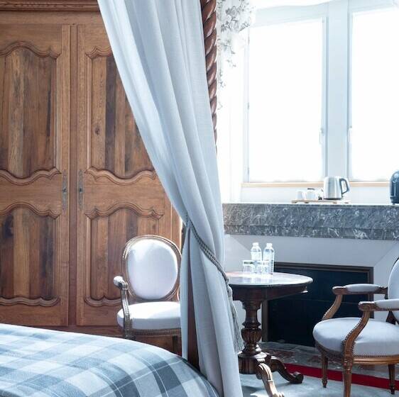 デラックスルーム, Domaine De Monrecour   Hôtel & Restaurant   Proche De Sarlat