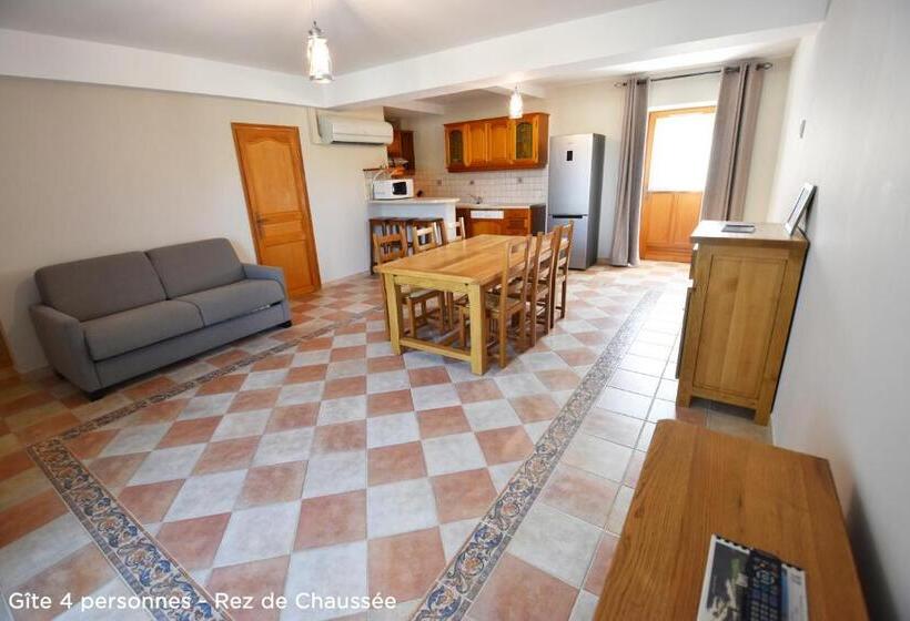 2ベッドルームハウス, Domaine De Monrecour   Hôtel & Restaurant   Proche De Sarlat