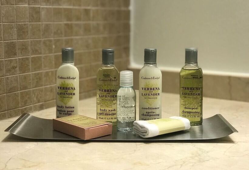 Люкс, Doubletree By Hilton La Torre Golf & Spa Resort