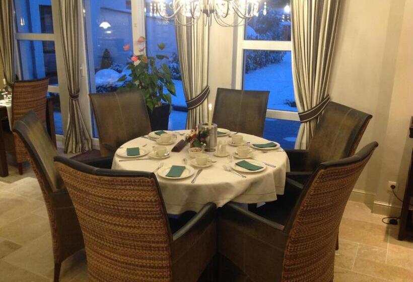 غرفة قياسية, Eifelland