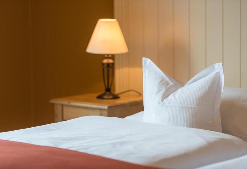 غرفة كومفورت, Eifelland