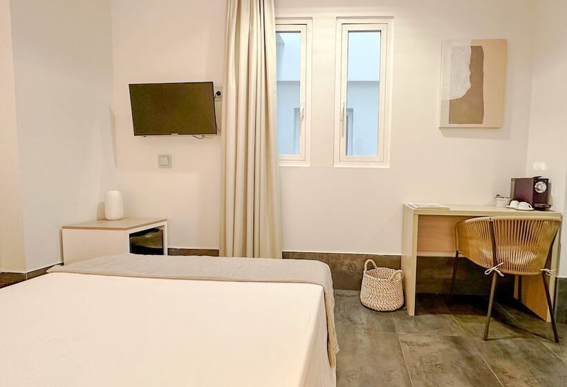 غرفة قياسية, El Coso