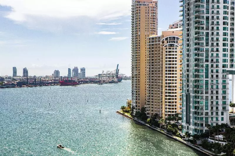 سوئیت با چشم‌انداز, Kimpton Epic Hotel, An Ihg