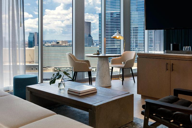 주니어 스위트 도시 전망, Kimpton Epic Hotel, An Ihg