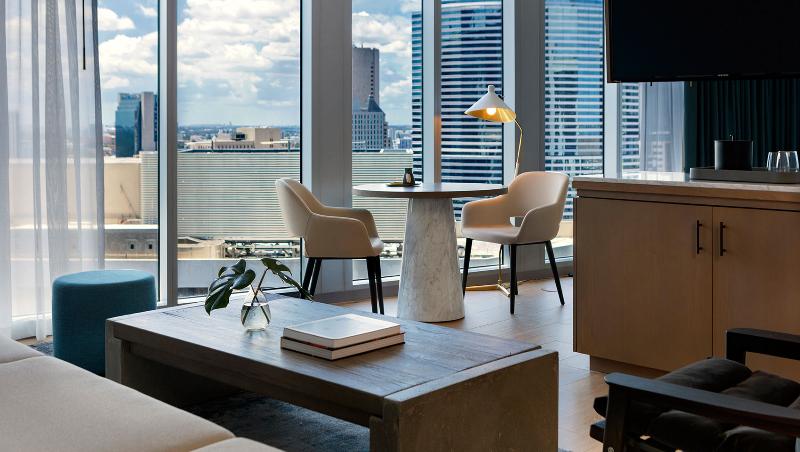 جناح جونيور مطل على المدينة, Kimpton Epic Hotel, An Ihg
