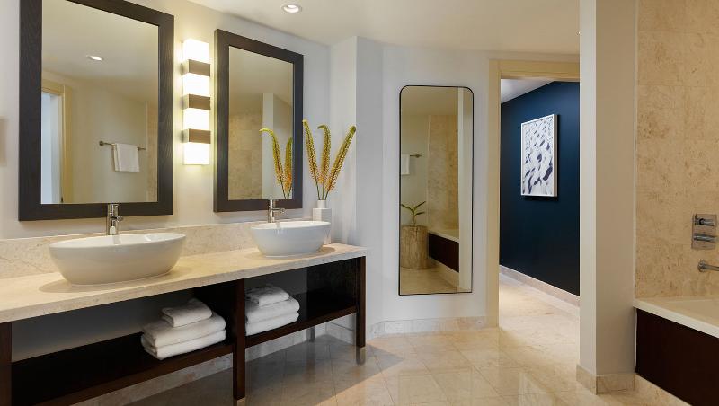 주니어 스위트 도시 전망, Kimpton Epic Hotel, An Ihg