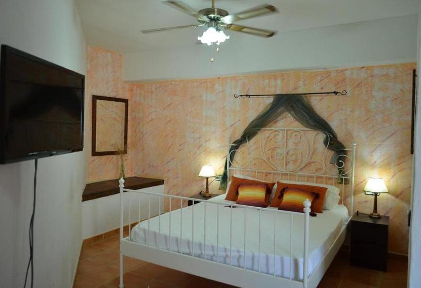 סוויטה, Restaurante Bandolero