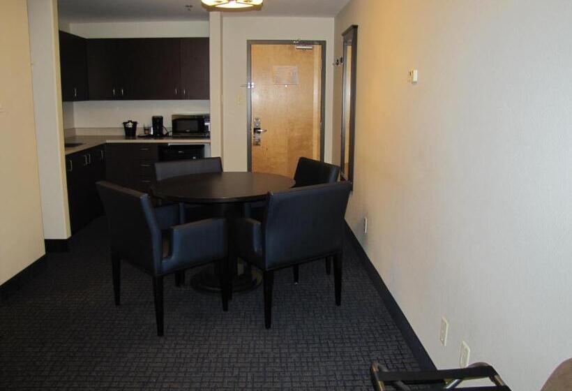 이그제큐티브 스위트, Super 8 By Wyndham Lachenaie/terrebonne