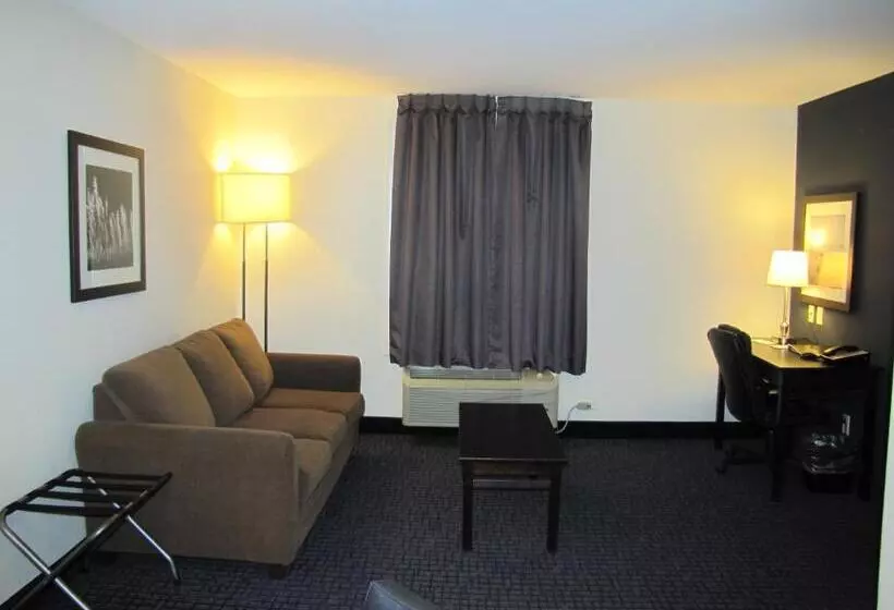 Executive-sviitti, Super 8 By Wyndham Lachenaie/terrebonne