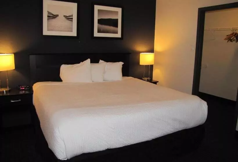Executive-sviitti, Super 8 By Wyndham Lachenaie/terrebonne
