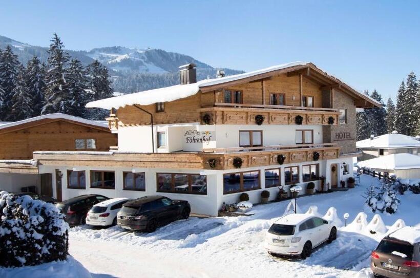 جناح جونيور مطل على الجبل, Landhotel Föhrenhof Ellmau