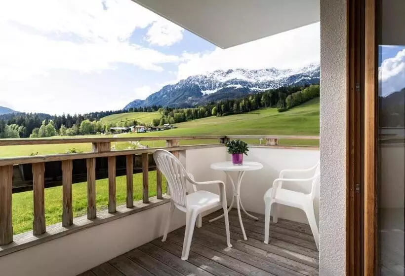 マウンテンビュースタンダードルーム, Landhotel Föhrenhof Ellmau