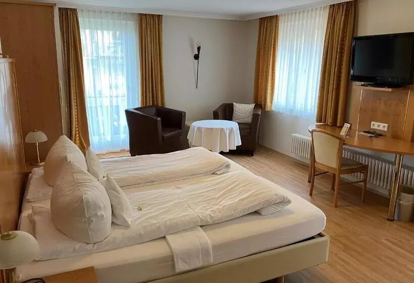 庭の見えるジュニアスイート, Wellnesshotel Rothfuß Mit Spa Und 2 Schwimmbädern