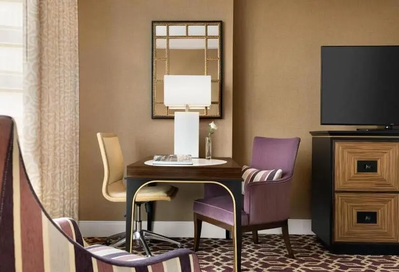 キングサイズベッドのスタンダードルーム, Fairmont Austin Gold Experience