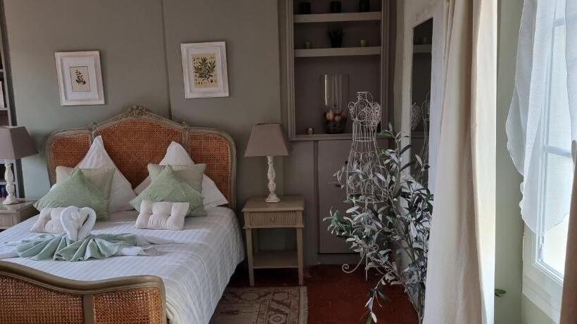 חדר סטנדרט עם מרפסת, Le Belvédère   Chambres D Hôtes De Charme Et Restaurant