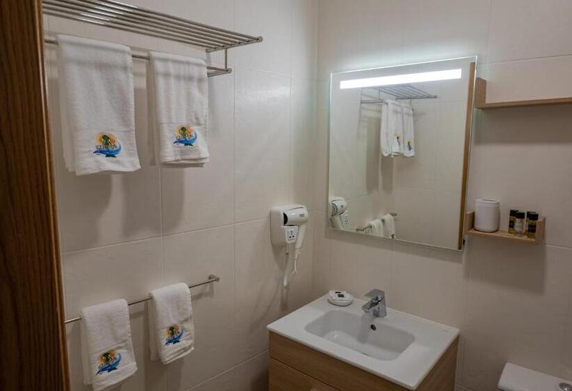 Номер Стандарт Вид на Море, Nereida