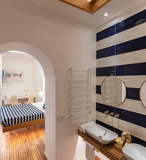 디럭스 룸, Lampara Mare