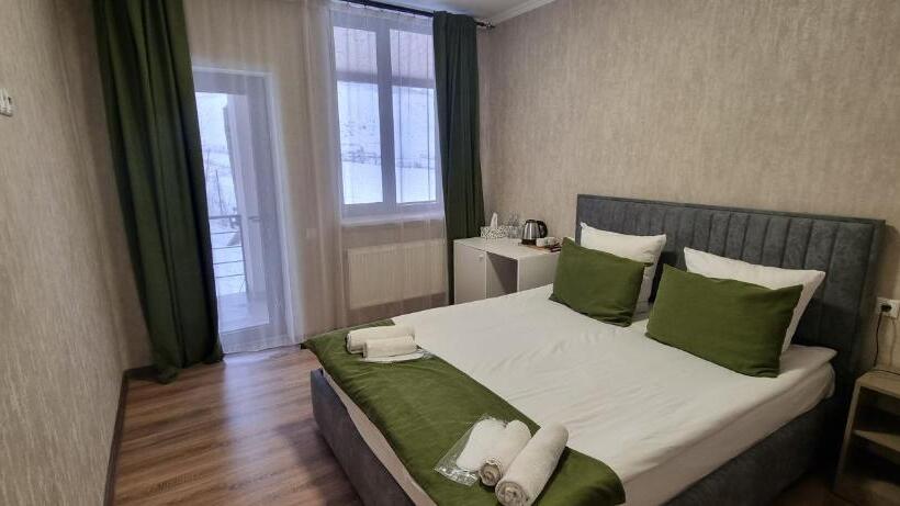 اتاق استاندارد, Tsaghkunk Chef House