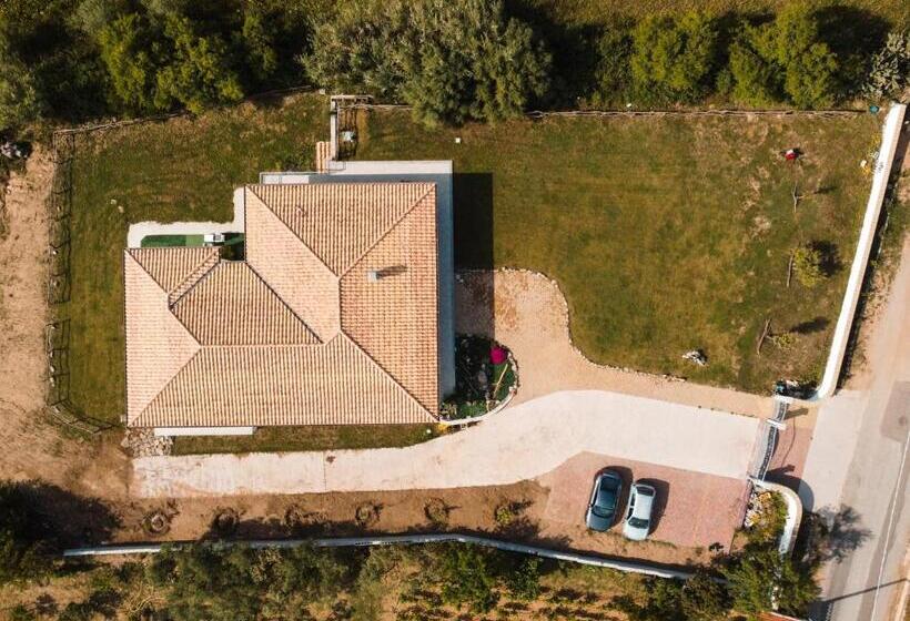 اتاق خانوادگی, Agriturismo B&b Mares E Montes De Marrante