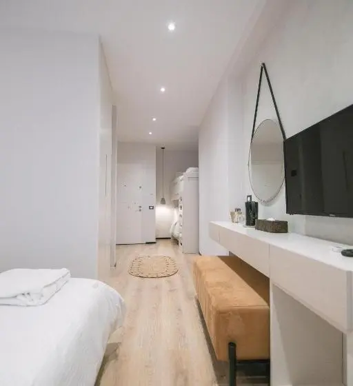 اتاق خانوادگی, Boulevard Boutique Apart