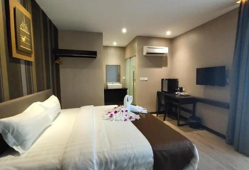 اتاق لوکس با تخت بزرگ, Geo Boutique Hotel   Seri Kembangan