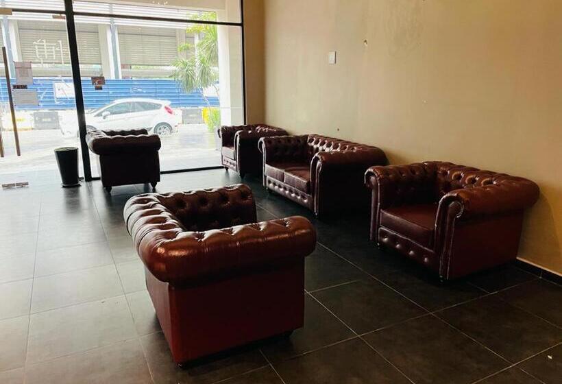 Quarto Deluxe, Geo Boutique Hotel   Seri Kembangan