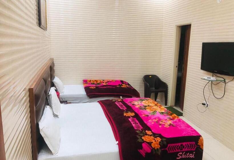Номер Стандарт Трехместный, Jasneet Homestay