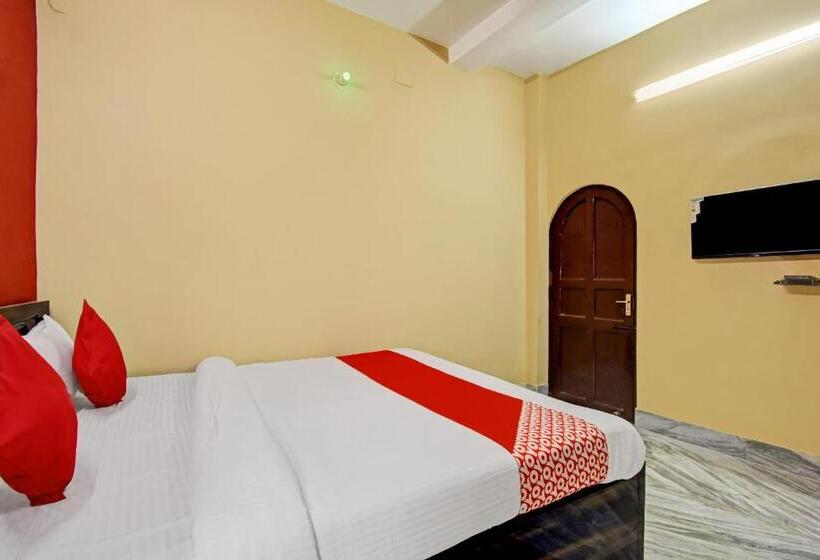 غرفة كلاسيكية ثلاثية, Oyo 80299 The Bougain Villa