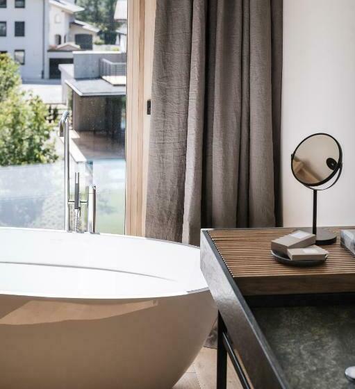 수피리어 스위트, Zelloon Boutique