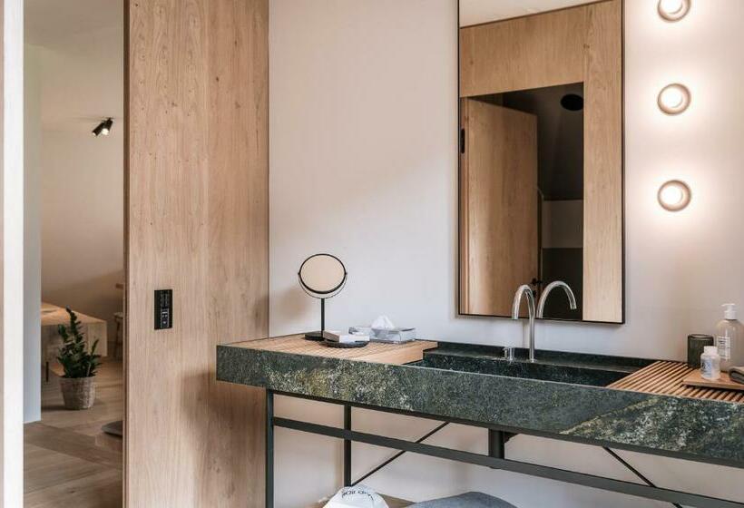 이그제큐티브 스위트, Zelloon Boutique