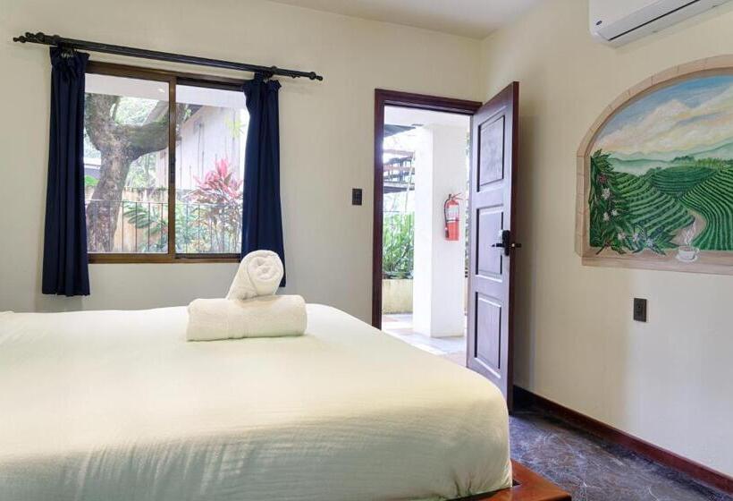 غرفة قياسية, Hona Beach