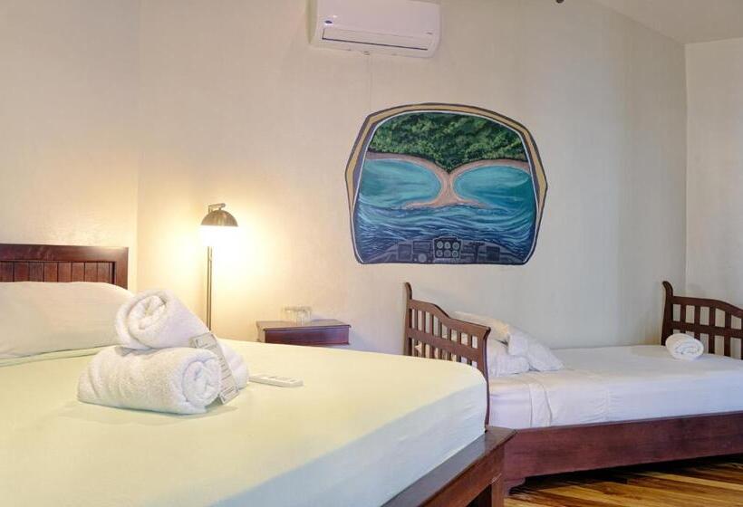 غرفة عائلية, Hona Beach