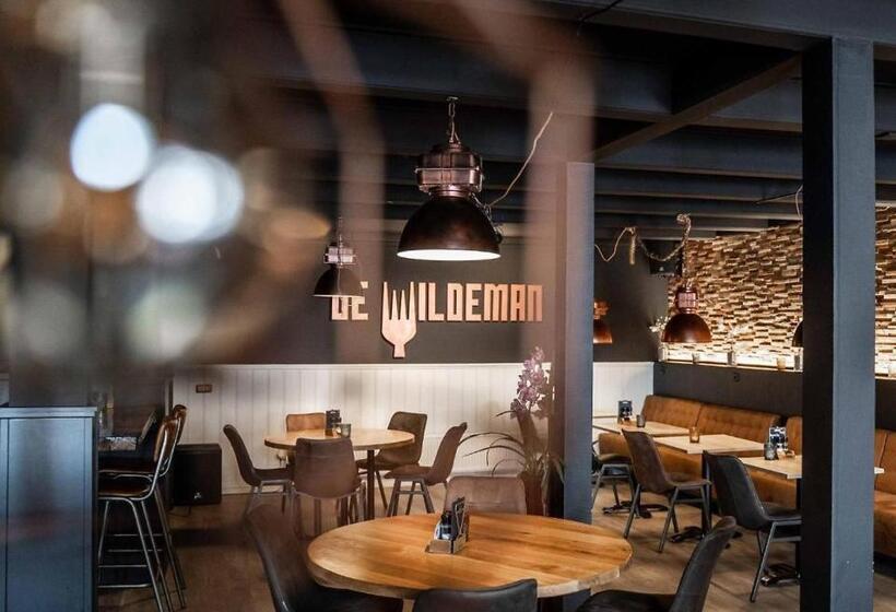 带城市景观的套间, Herberg De Wildeman