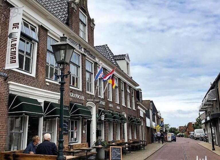 带城市景观的套间, Herberg De Wildeman