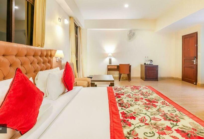 Номер Deluxe, Sobralia Casino Resort & Spa