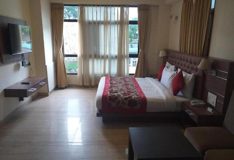 豪华房间, Sobralia Casino Resort & Spa