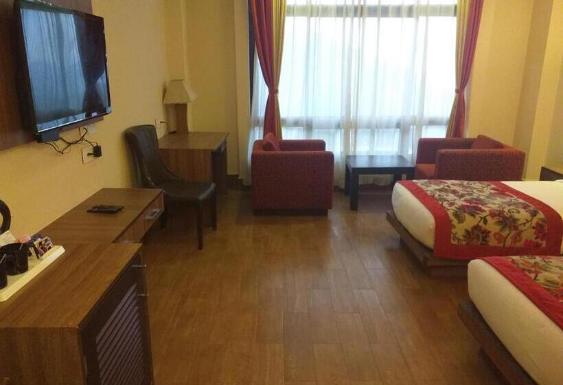 豪华房间, Sobralia Casino Resort & Spa