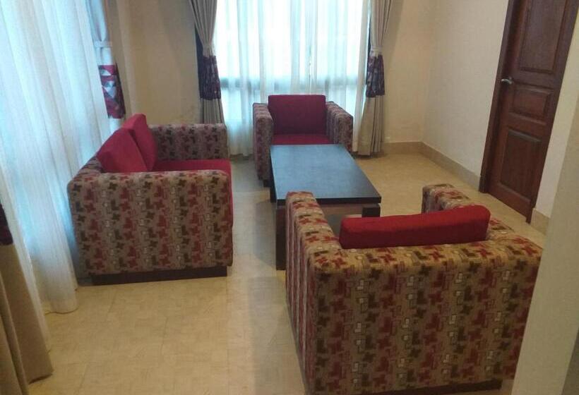 豪华套房, Sobralia Casino Resort & Spa