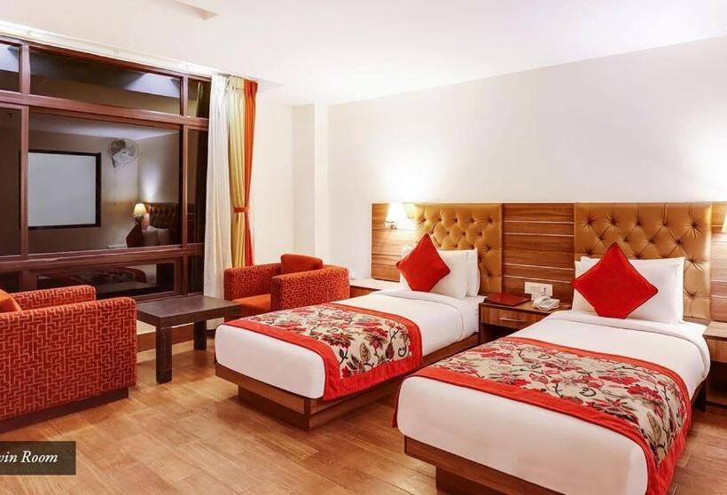 豪华房间, Sobralia Casino Resort & Spa