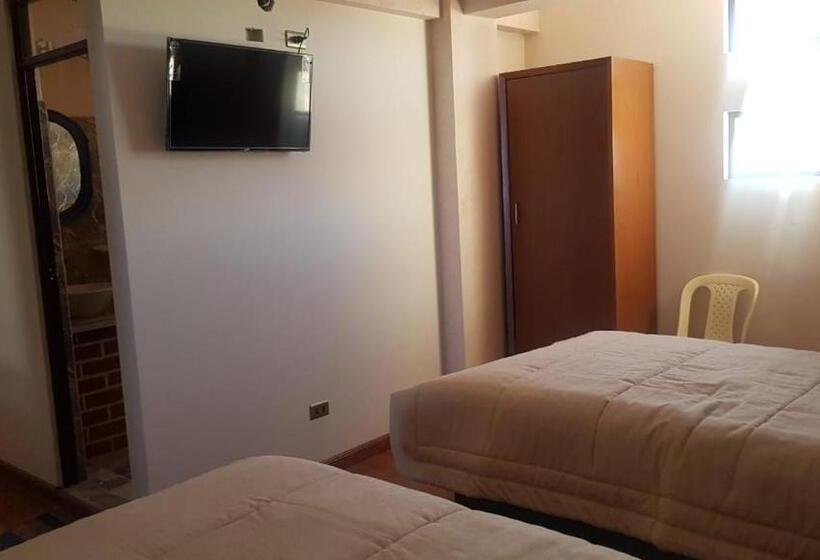 اتاق استاندارد چهار تخته, Asian House